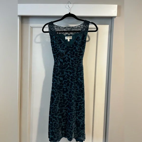 🦚EUC Anthropologie Moulinette Soeurs Silk Blend Burnout Velvet Teal Dress Size 4 - Picture 2 of 9